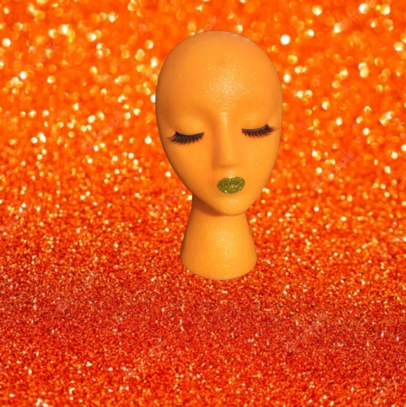 Mannequin Head - Picture 3 of 3